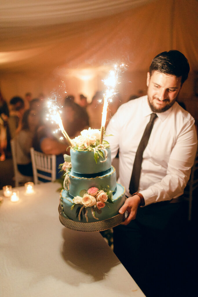 let's get party in romantic wedding in la durantie