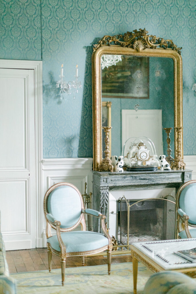 Exchange your vows in the enchanting surroundings of Château de la Durantie for a wedding celebration to remember.