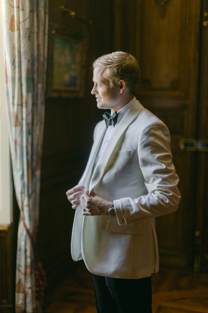 photo of the groom before the ceremony during An American Wedding in Château de Tourreau