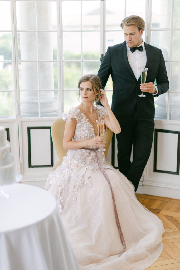 Wedding Bordeaux celebration with beautiful views of the Bassin d'Arcachon at an elegant venue like Château Mader, surrounded by the love of family and friends