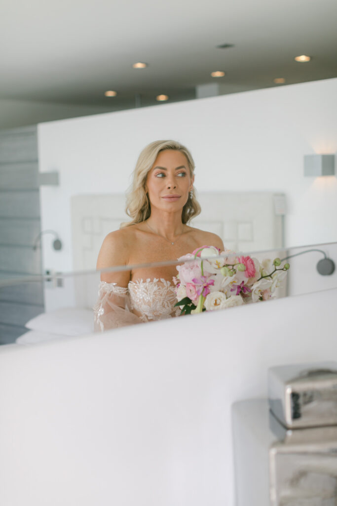 Celebrate love in the paradise of St-Barths. From the timeless elegance of Eden Rock to the vibrant energy of Nikki Beach, every detail of April and Tom’s wedding was captured beautifully, blending luxury with the island’s effortless charm