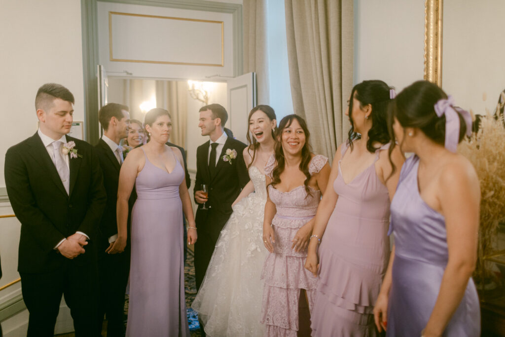 This reception was everything you’d hope for in a Château d’Aveny wedding near Paris — warm, festive, and full of soul.