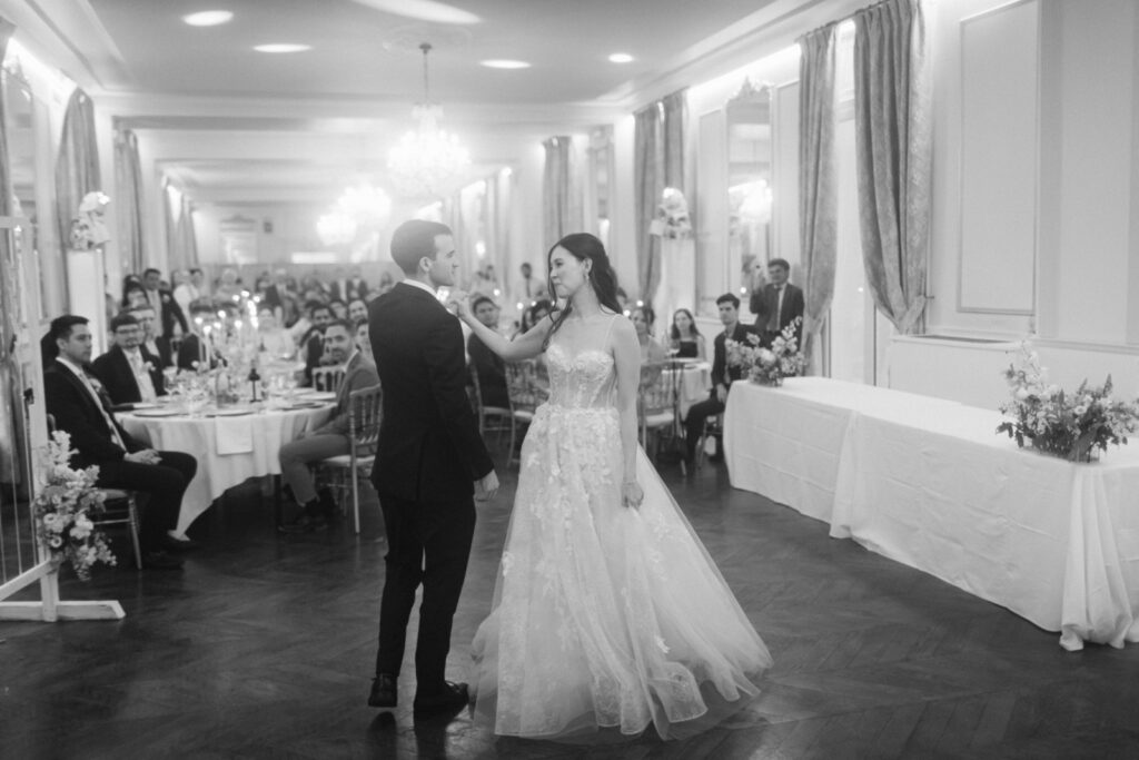 This moment closed the perfect day for Megan & Chris at their Château d’Aveny wedding near Paris.