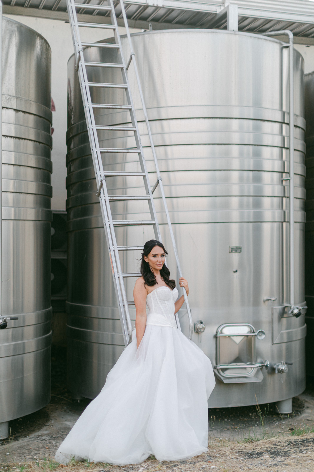 Editorial wedding photography at Château de Seguin in Bordeaux