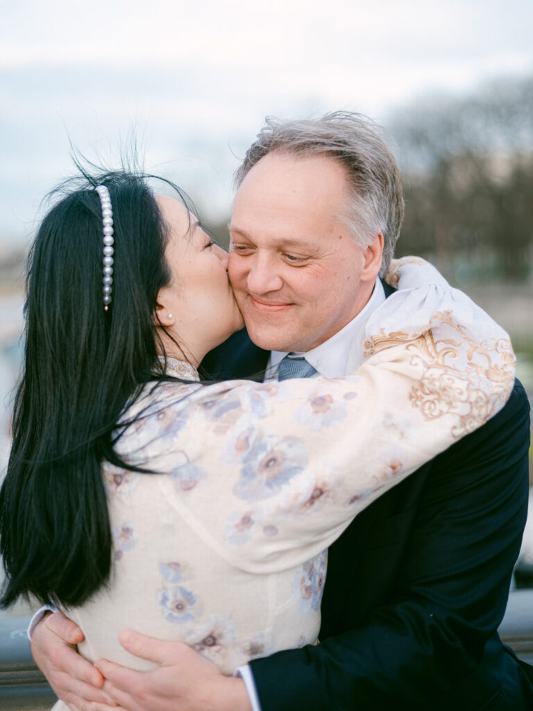Romantic couple during a Pont Alexandre III engagement session